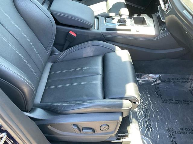 Photo of 2021 Navarra Blue Metallic Audi Q5