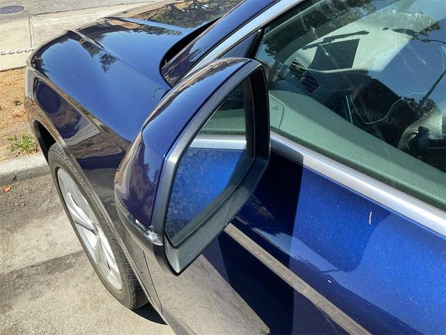 Photo of 2021 Navarra Blue Metallic Audi Q5