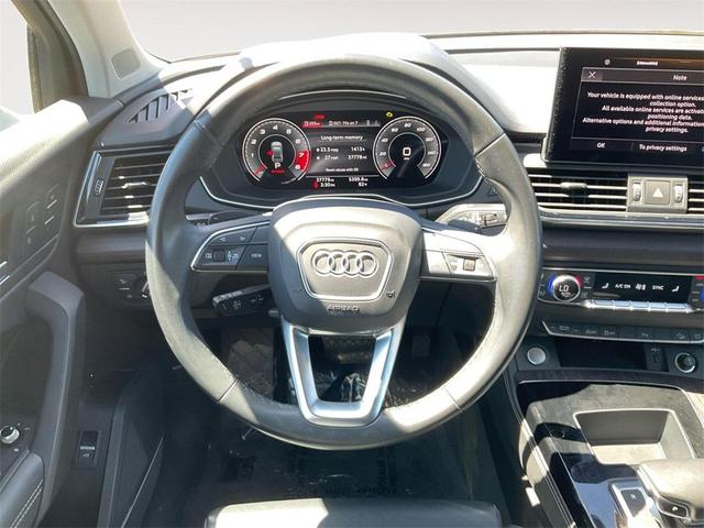 Photo of 2021 Navarra Blue Metallic Audi Q5