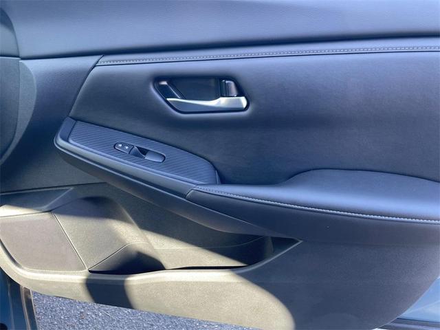 Photo of 2025 Atlantic Gray M Nissan Sentra