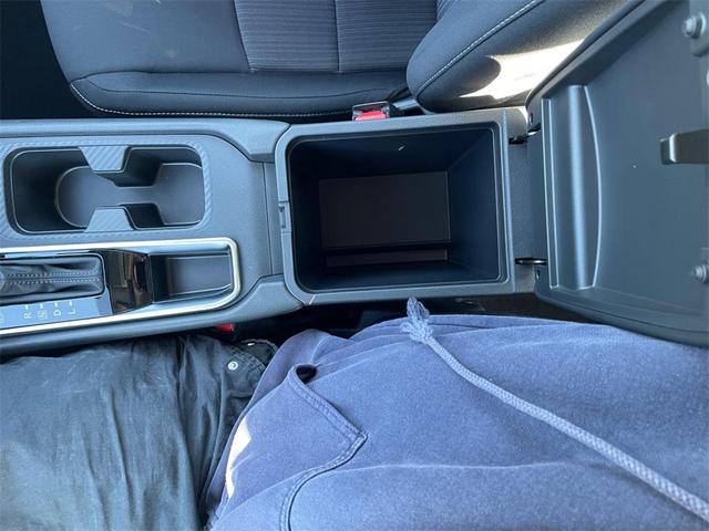 Photo of 2025 Atlantic Gray M Nissan Sentra