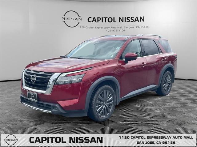 2022 Nissan Pathfinder
