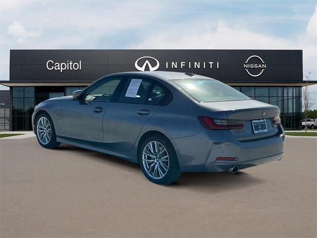 Photo of 2023 Skyscraper Gray Metallic BMW 330e