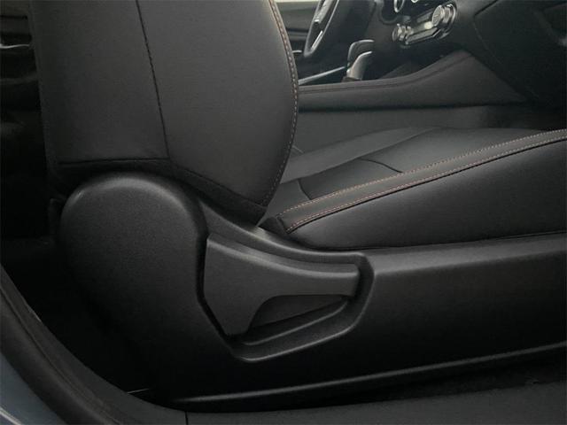 Photo of 2025 2t Gry Blk Roof Nissan Sentra