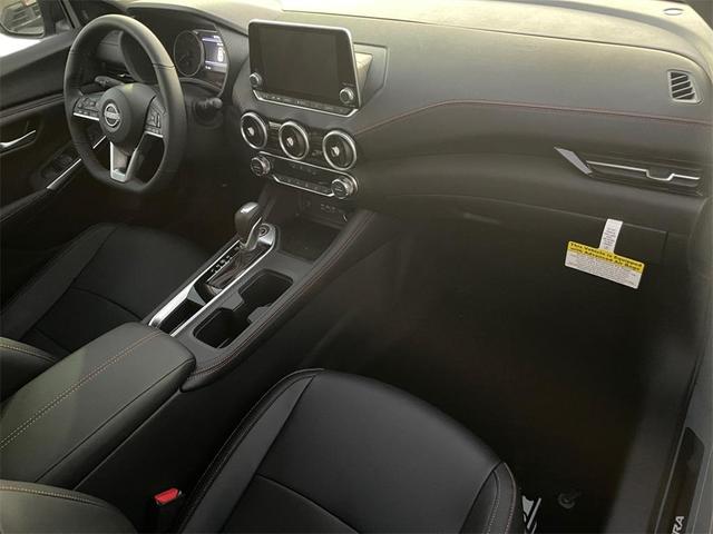 Photo of 2025 2t Gry Blk Roof Nissan Sentra