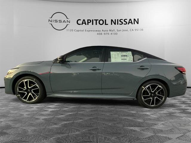 Photo of 2025 2t Gry Blk Roof Nissan Sentra