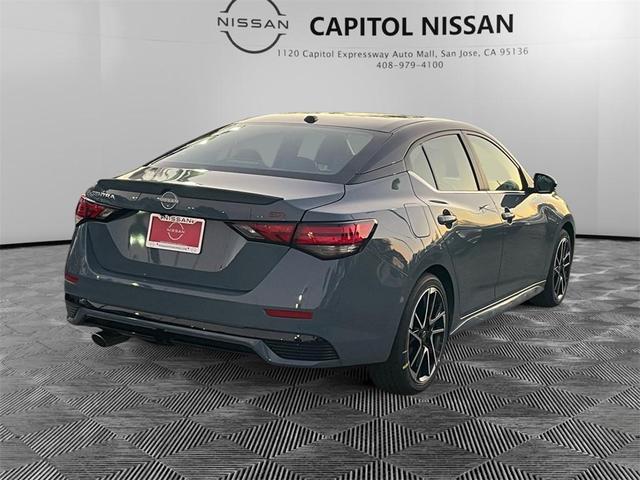 Photo of 2025 2t Gry Blk Roof Nissan Sentra