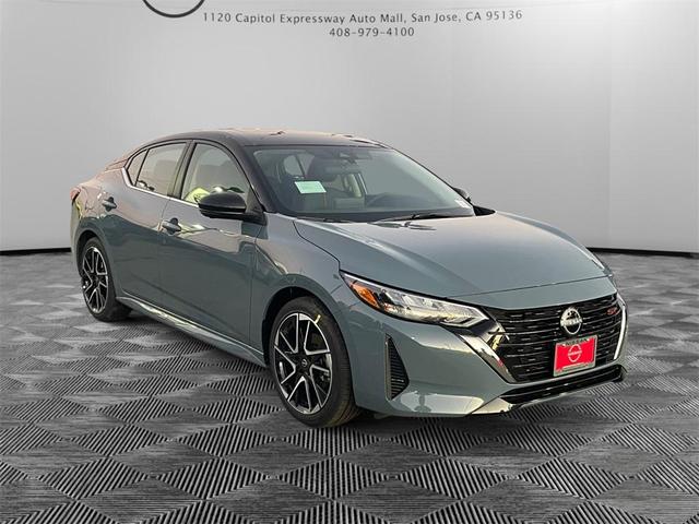 Photo of 2025 2t Gry Blk Roof Nissan Sentra