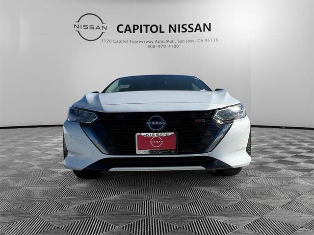 Photo of 2025 White Nissan Sentra