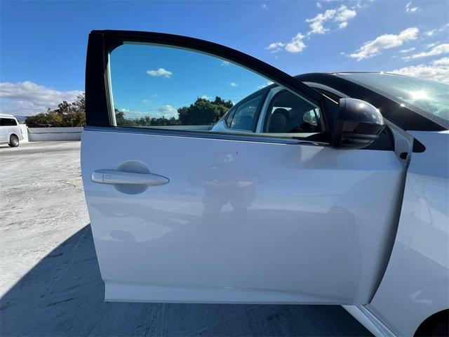 Photo of 2025 White Nissan Sentra