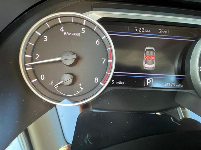 Photo of 2025 White Nissan Sentra