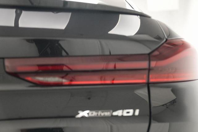 Photo of 2024 Black BMW X6