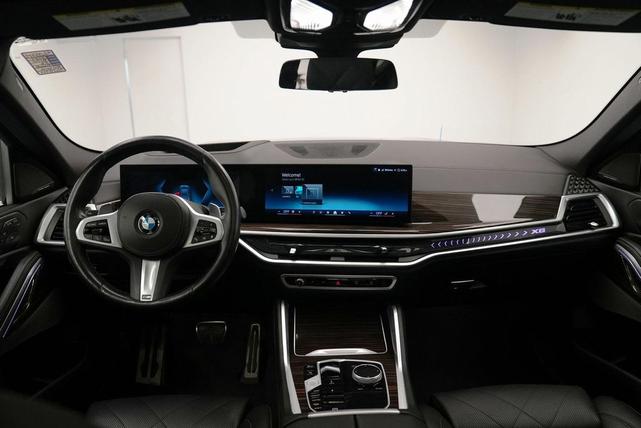 Photo of 2024 Black BMW X6