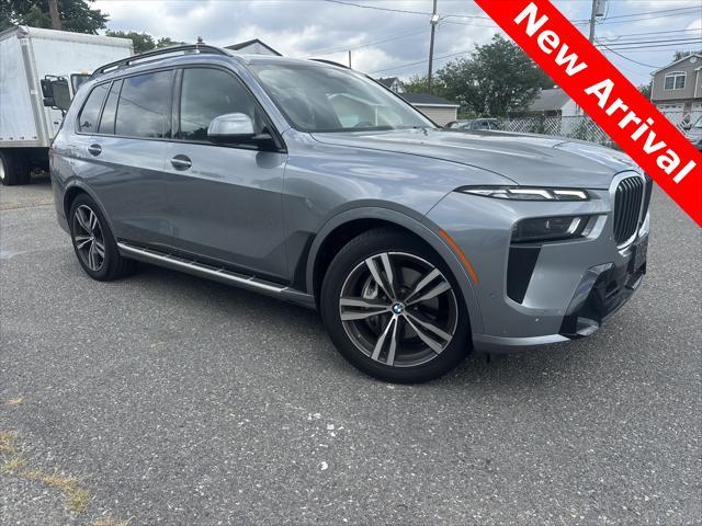 2023 BMW X7