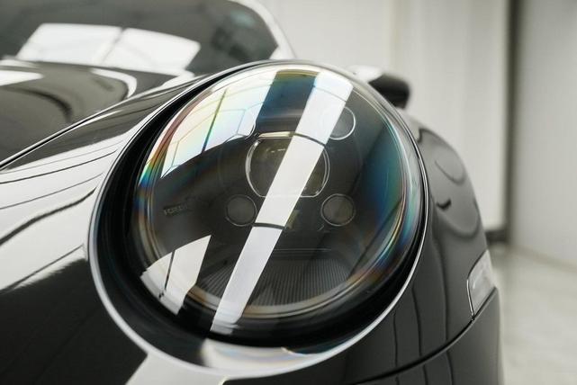 Photo of 2022 Black Porsche 911