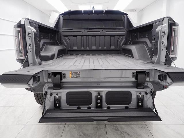 Photo of 2025 Meteorite Metallic (Grey) GMC HUMMER EV Pickup