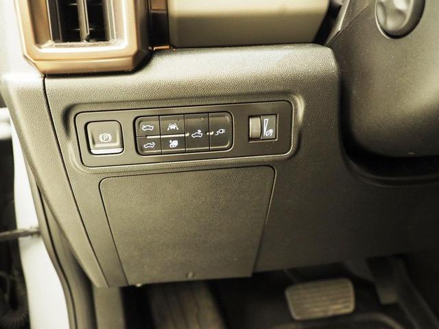 Photo of 2025 Meteorite Metallic (Grey) GMC HUMMER EV Pickup