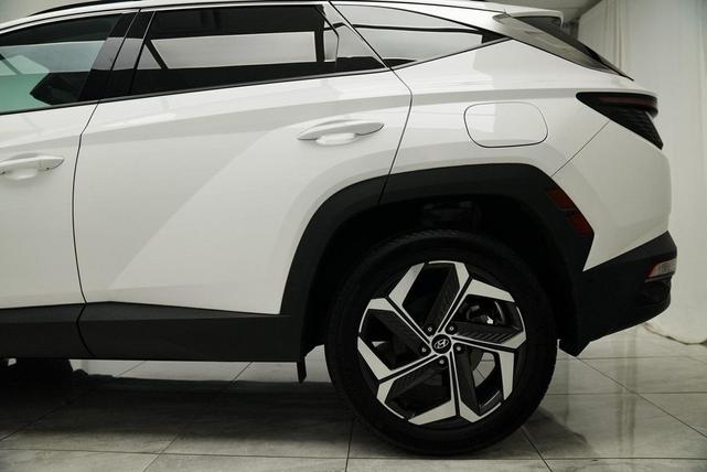 Photo of 2023 Serenity White Pearl Hyundai TUCSON