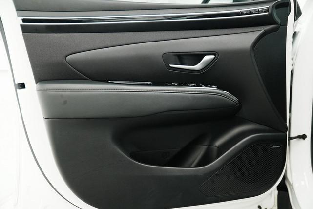 Photo of 2023 Serenity White Pearl Hyundai TUCSON