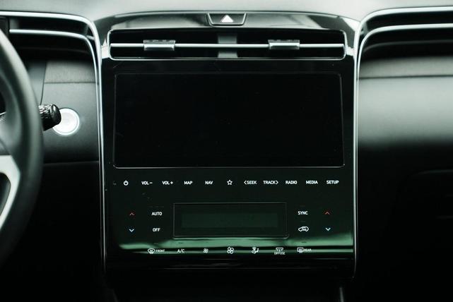 Photo of 2023 Serenity White Pearl Hyundai TUCSON