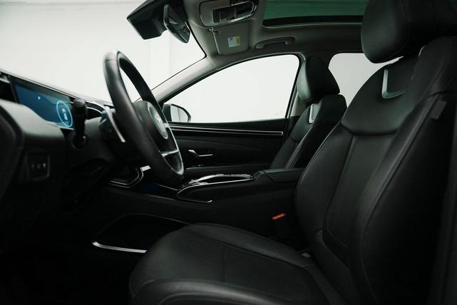 Photo of 2023 Serenity White Pearl Hyundai TUCSON