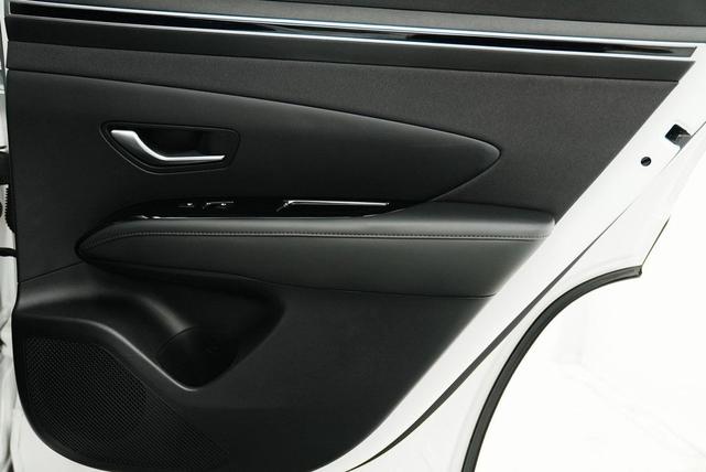 Photo of 2023 Serenity White Pearl Hyundai TUCSON