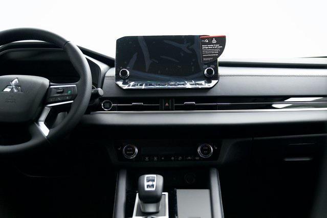Photo of 2024 Black Diamond Mitsubishi Outlander