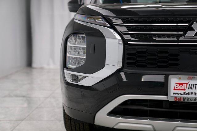 Photo of 2024 Black Diamond Mitsubishi Outlander