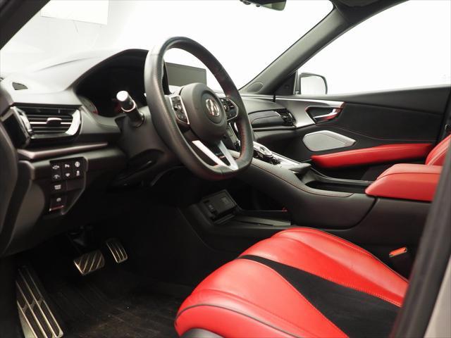 Photo of 2023 Liquid Carbon Metallic Acura RDX