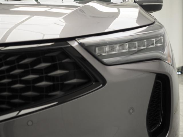 Photo of 2023 Liquid Carbon Metallic Acura RDX