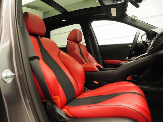 Photo of 2023 Liquid Carbon Metallic Acura RDX