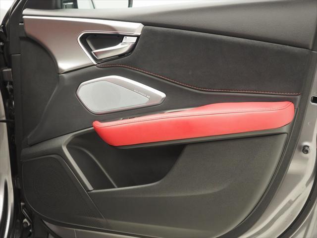 Photo of 2023 Liquid Carbon Metallic Acura RDX