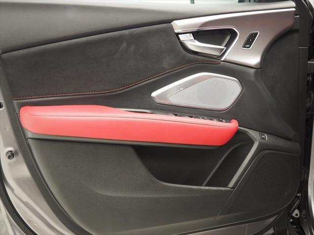 Photo of 2023 Liquid Carbon Metallic Acura RDX
