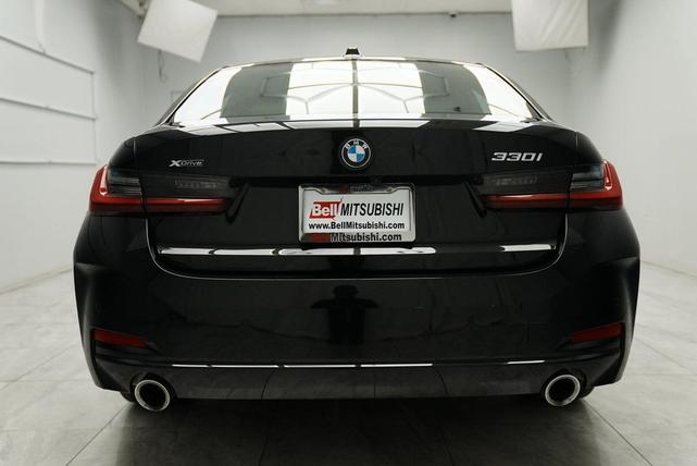 Photo of 2024 Black BMW 330