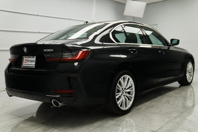 Photo of 2024 Black BMW 330