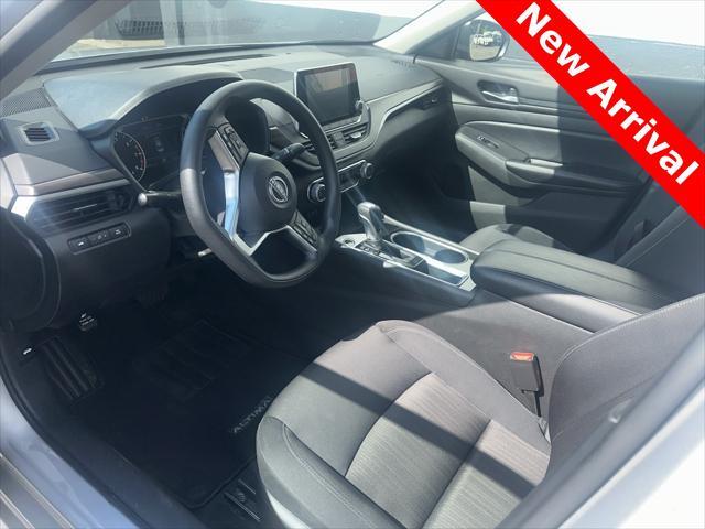 Photo of 2024 Brilliant Silver Metallic Nissan Altima
