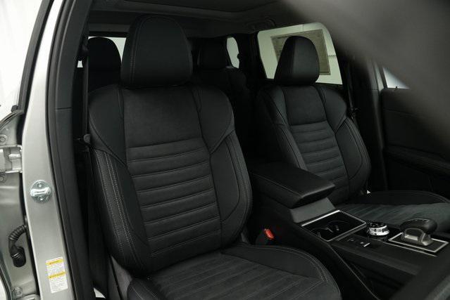 Photo of 2024 Alloy Silver Metallic Mitsubishi Outlander