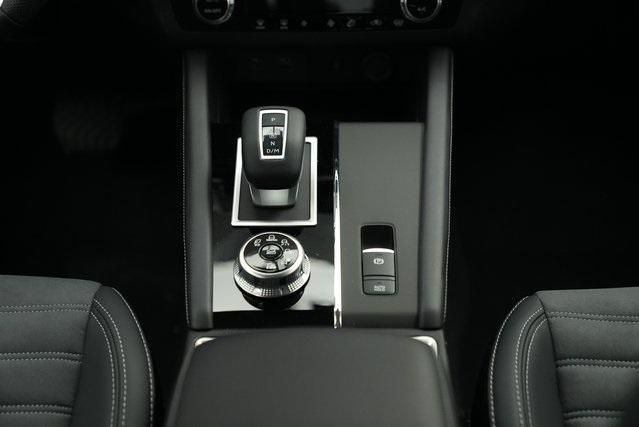 Photo of 2024 Alloy Silver Metallic Mitsubishi Outlander