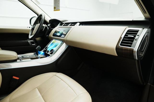 Photo of 2022 Lantau Bronze Metallic Land Rover Range Rover Sport