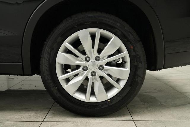 Photo of 2025 Labrador Black Pearl Mitsubishi Outlander