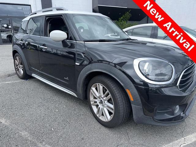 Photo of 2020 Midnight Black Metallic MINI Countryman