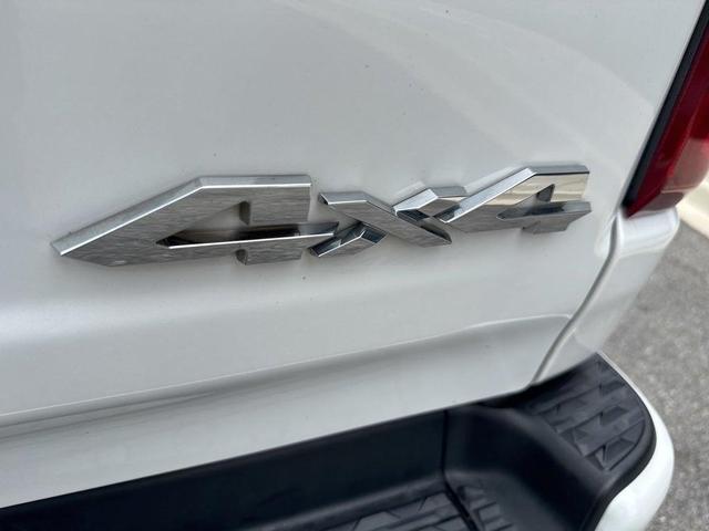 Photo of 2020 Ivory White RAM 1500