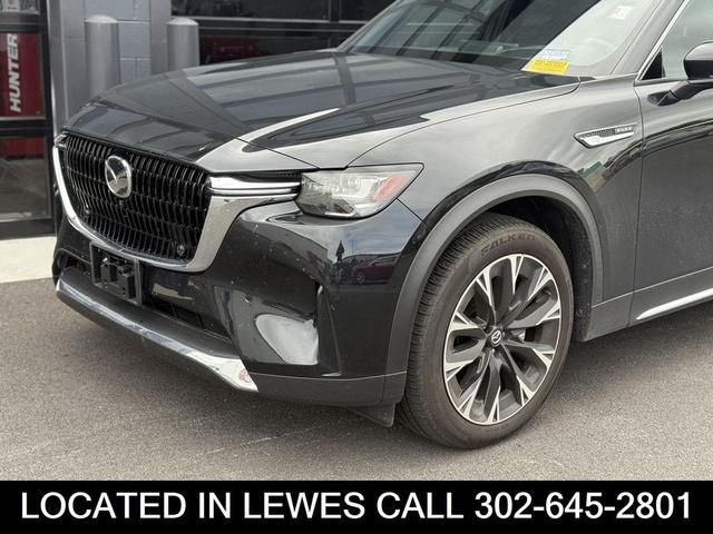 Photo of 2024 Jet Black Mica Mazda CX-90 PHEV