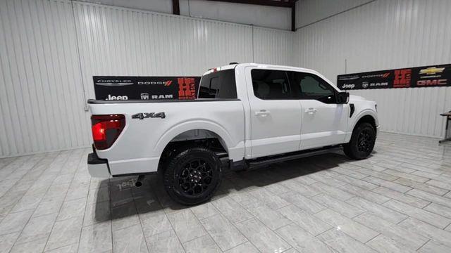 Photo of 2025 Oxford White Ford F-150