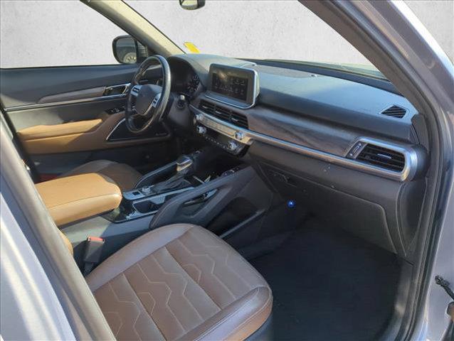 Photo of 2022 Everlasting Silver Kia Telluride