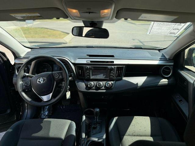 Photo of 2018 Magnetic Gray Metallic Toyota RAV4