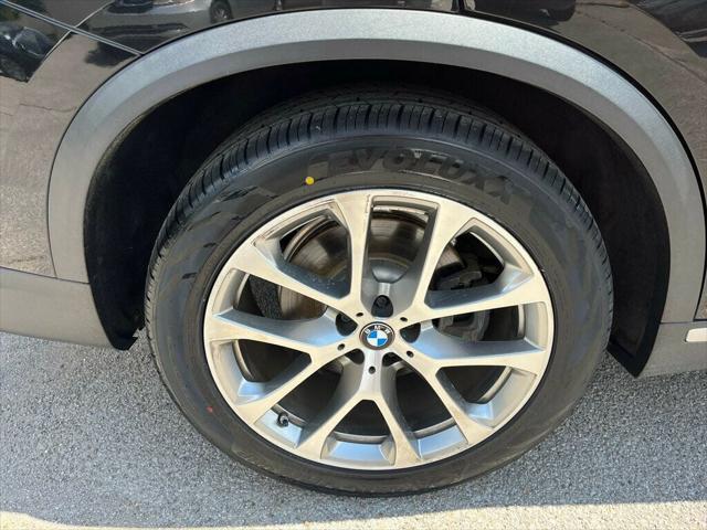 Photo of 2020 Black BMW X5