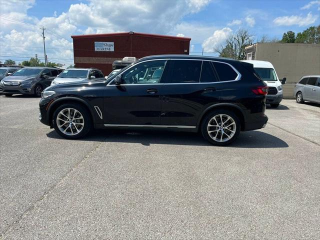 Photo of 2020 Black BMW X5