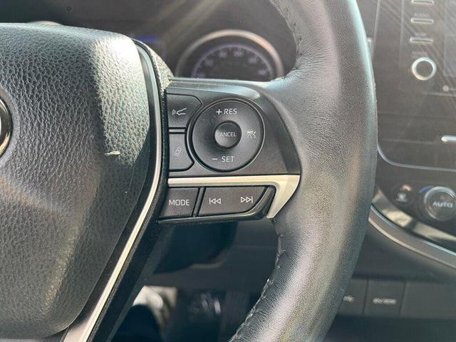 Photo of 2022 White Toyota Camry