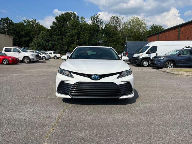 Photo of 2022 White Toyota Camry